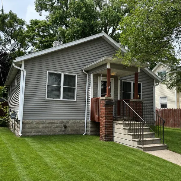 211 State Street, Bay City, MI 48706