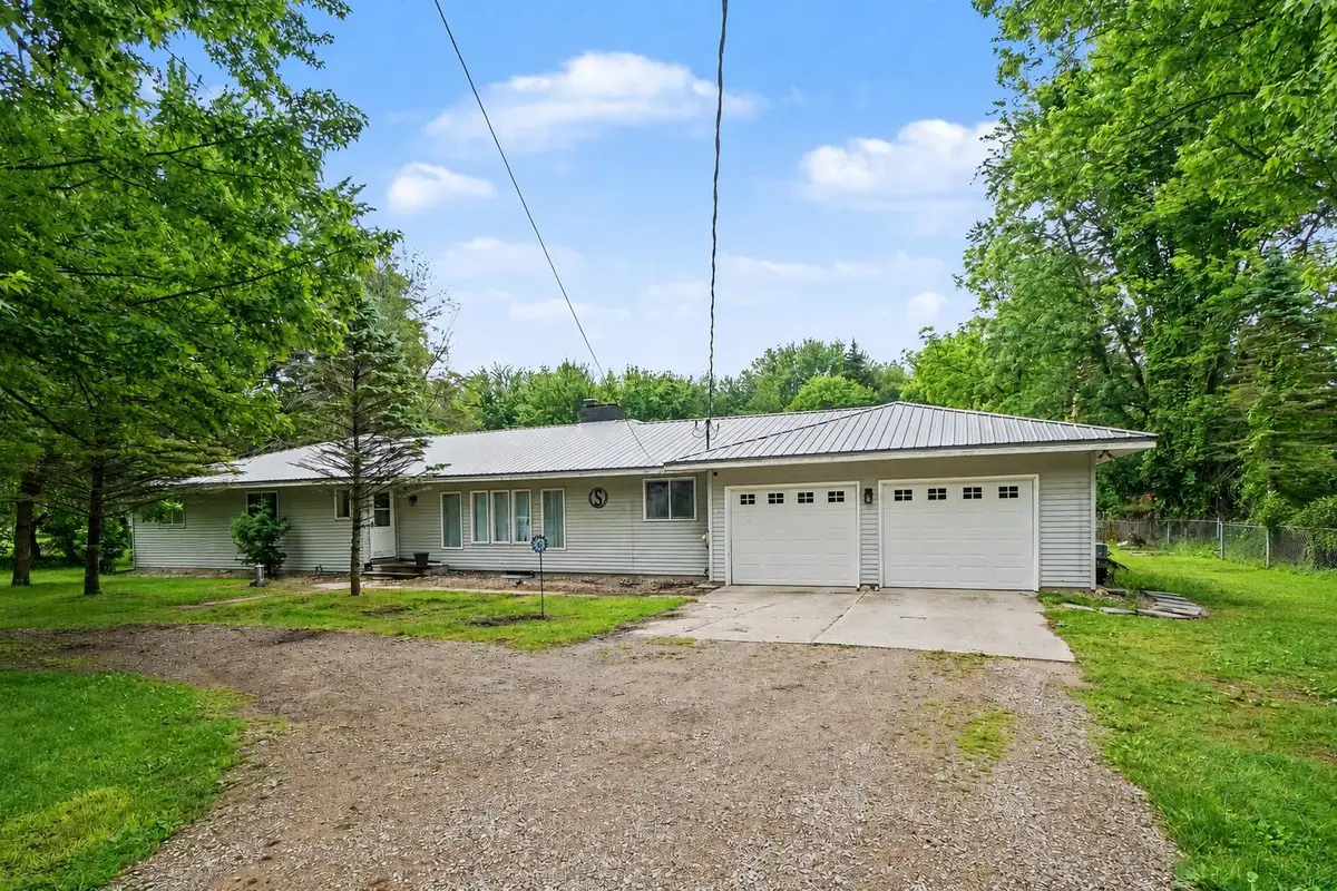 1469 S Colling Road, Caro, MI 48723 - #1
