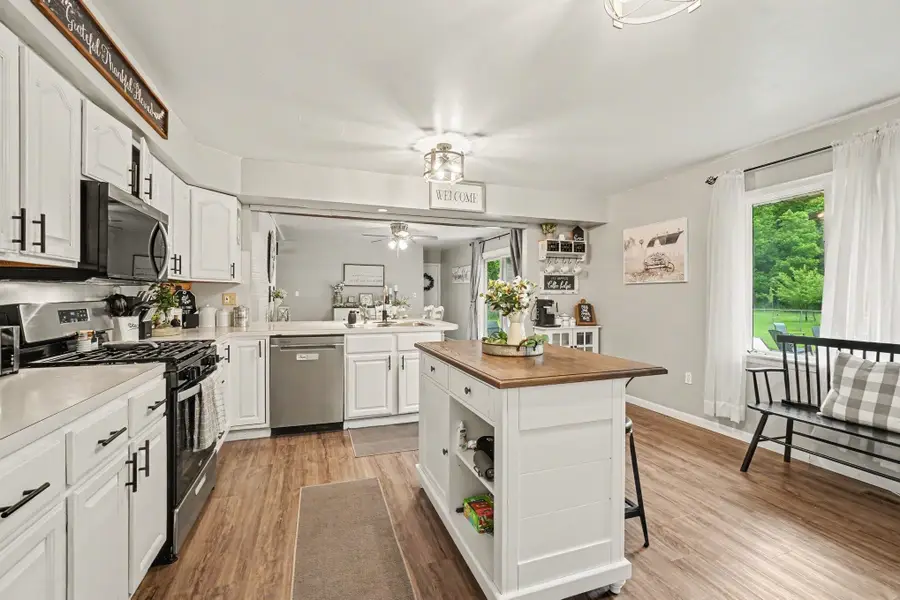 1469 S Colling Road, Caro, MI 48723 - #3