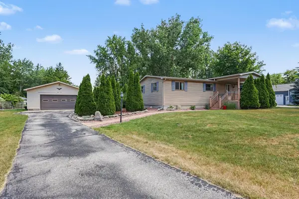 2437 Amelith Road, Bay City, MI 48706