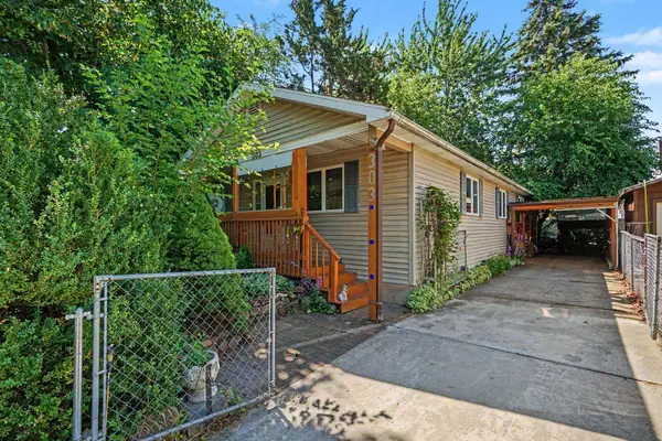 303 W Calumet Street, Bay City, MI 48706
