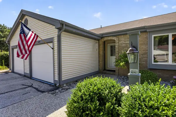 4848 Appletree Lane, Bay City, MI 48706