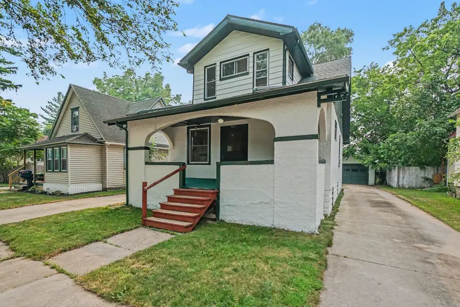802 Wilson Street, Bay City, MI 48708 - #2
