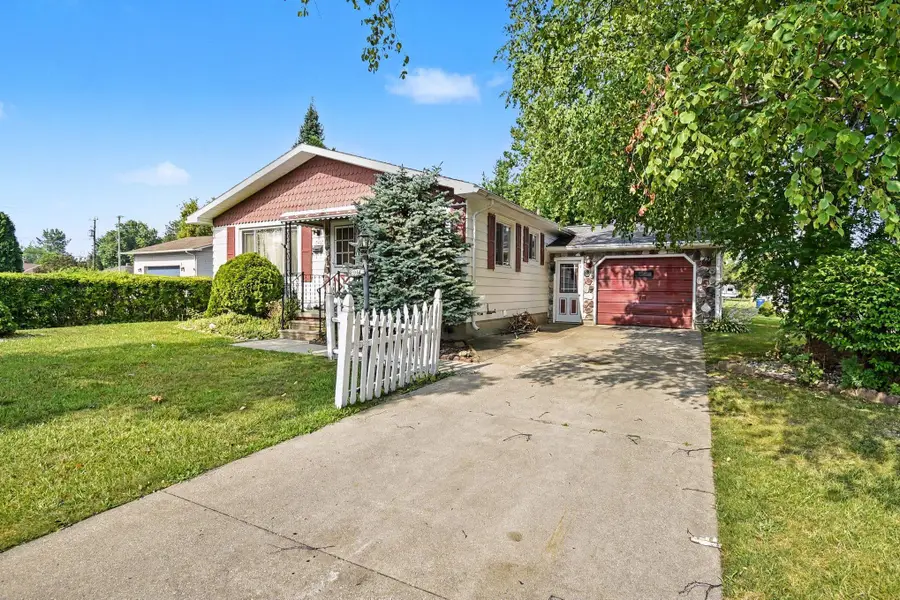 2402 S Lincoln Street, Bay City, MI 48708 - #3