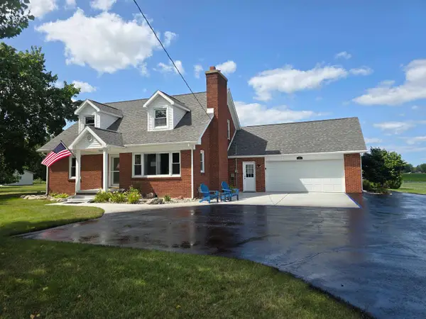 824 W Center Road, Essexville, MI 48732
