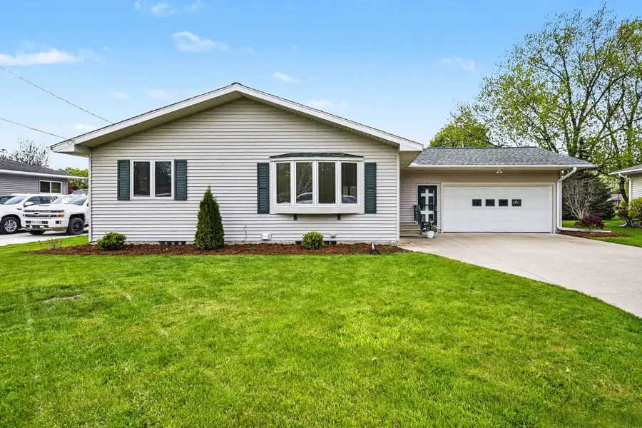 310 S Lincoln Road, Bay City, MI 48708 - #2