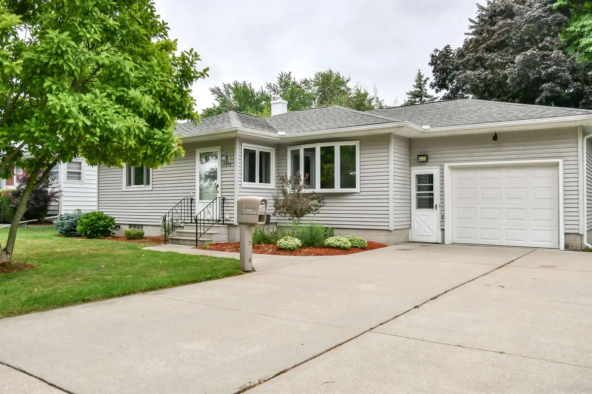 2010 S Alp Street, Bay City, MI 48706 - #1