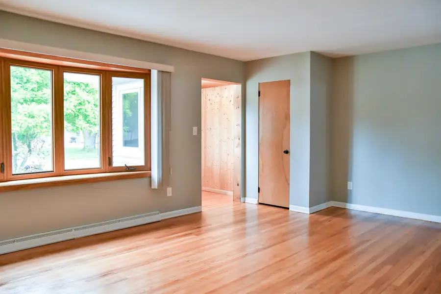 2010 S Alp Street, Bay City, MI 48706 - #3
