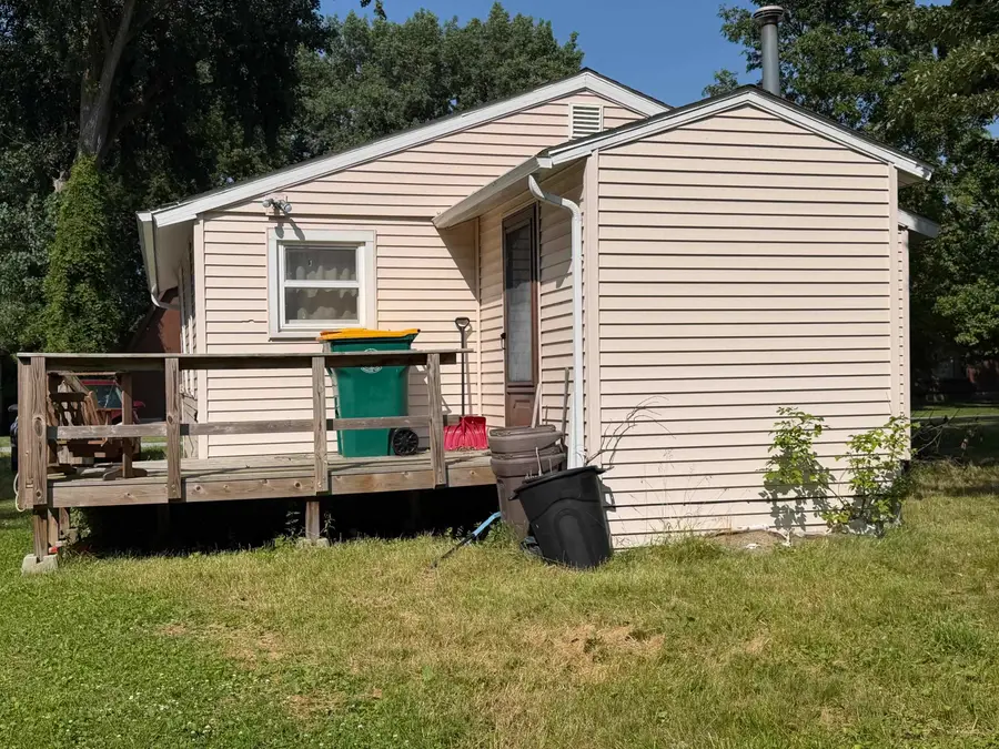 1052 Pine Road, Bay City, MI 48706 - #3