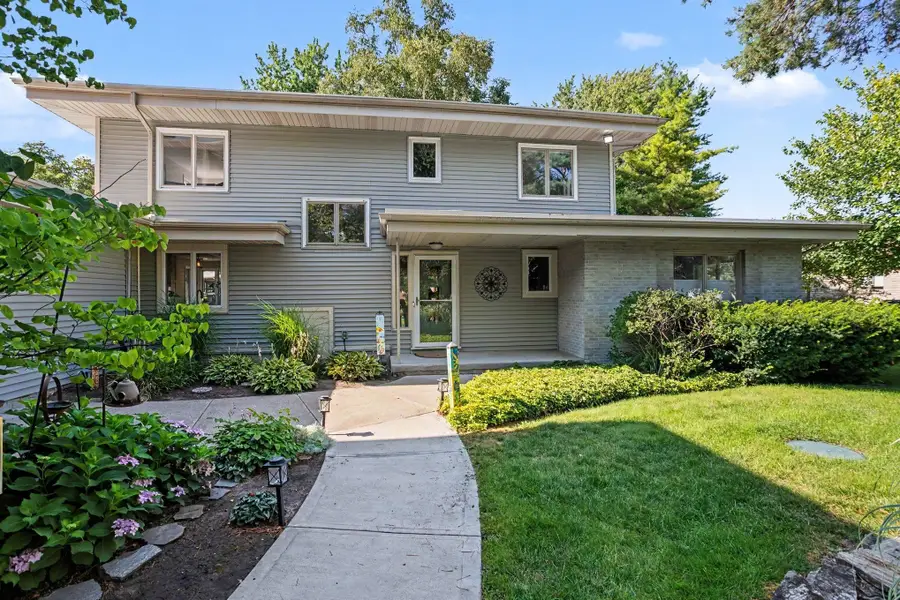 3717 Kawkawlin River Drive Drive, Bay City, MI 48706 - #3