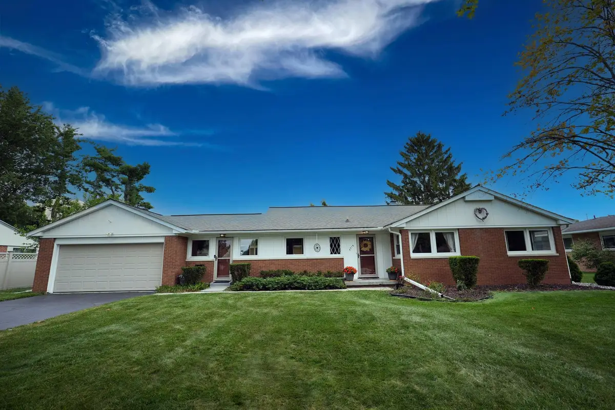 4719 Morningside Drive, Bay City, MI 48706 - #1