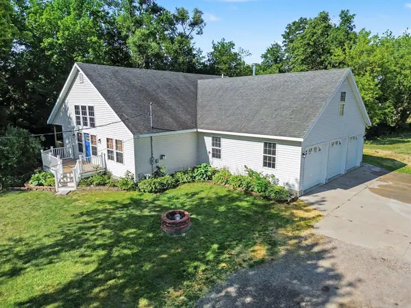 5235 N Lake Sanford Road, Sanford, MI 48657