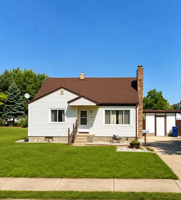 606 LaSalle Street, Bay City, MI 48706
