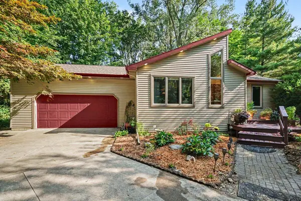 3963 Pembroke Road, Bay City, MI 48706