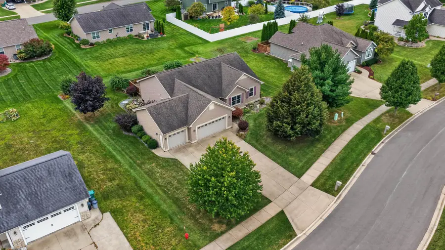 2174 Jaime Drive, Bay City, MI 48706 - #2