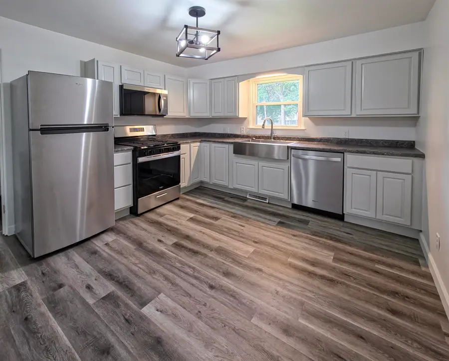 4 Tarras Court, Bay City, MI 48706 - #3