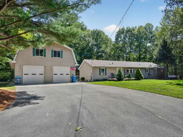 3960 Lakeshore Drive, Gladwin, MI 48624-7805