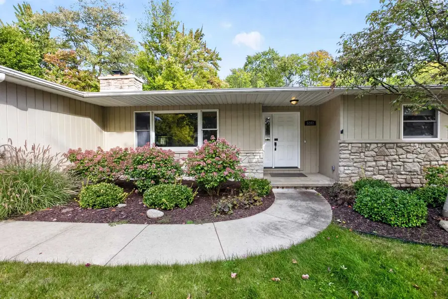 5202 Plainfield Street, Midland, MI 48642 - #3