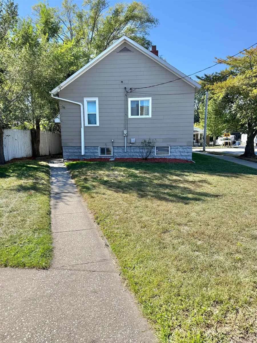 802 STATE Street, Bay City, MI 48706 - #3