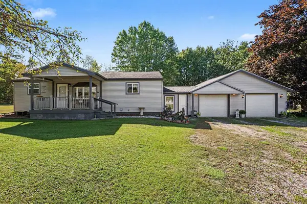8156 State Road, Millington, MI 48746