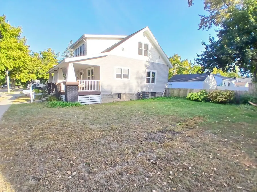 1208 Mercer Street, Essexville, MI 48732 - #3