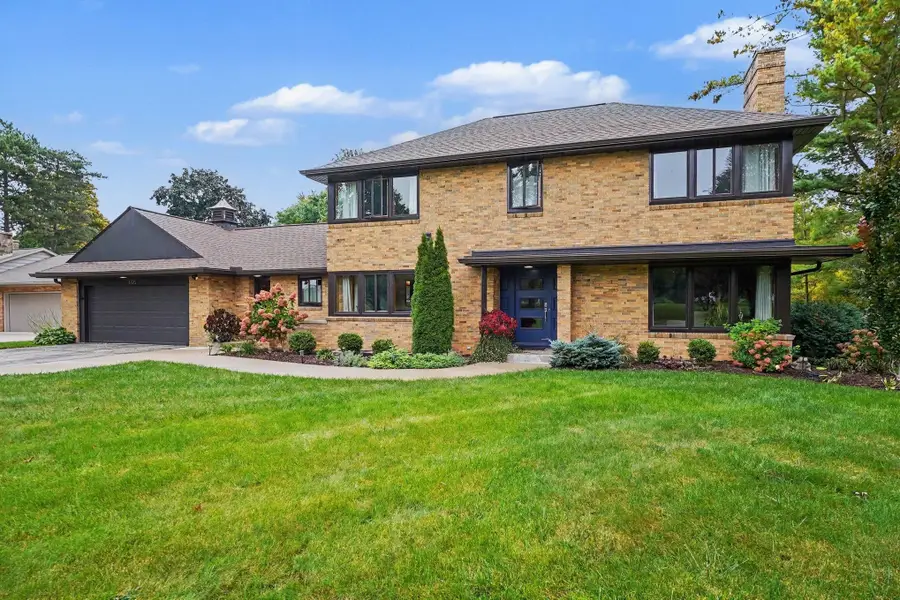 1225 W Saint Andrews Road, Midland, MI 48640-6320 - #2