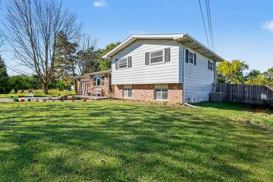 2145 Cass Avenue, Bay City, MI 48708 - #2