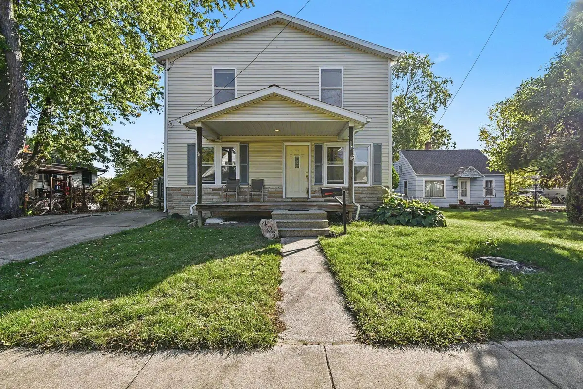403 Plummer Street, Essexville, MI 48732 - #1