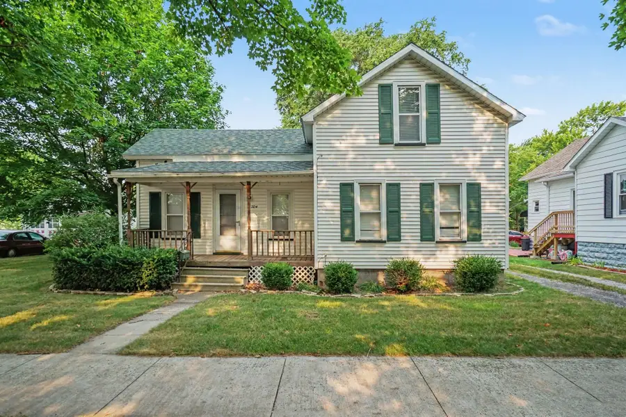 704 Main Street, Essexville, MI 48732 - #2