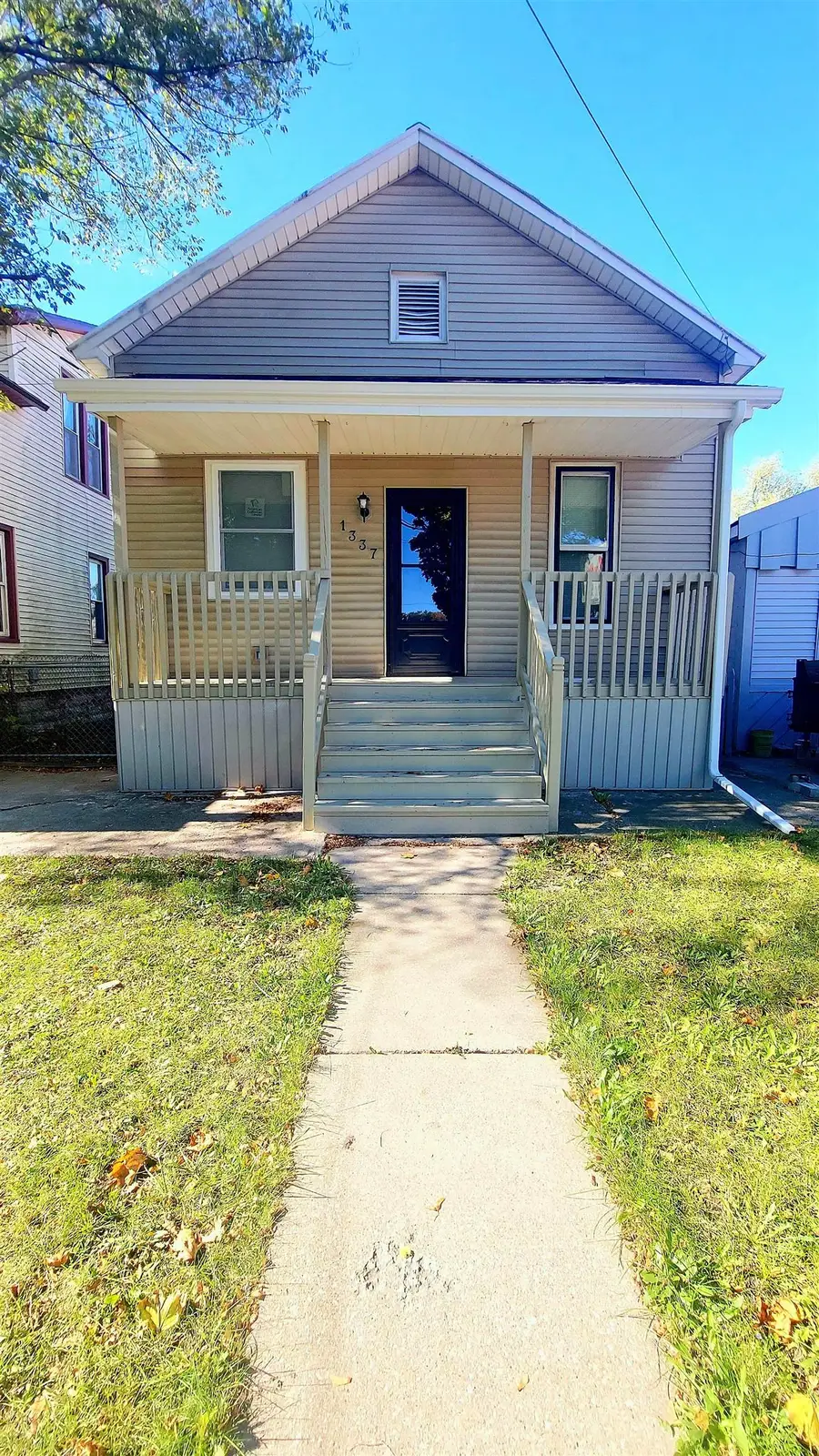1337 N Johnson Street, Bay City, MI 48708 - #3