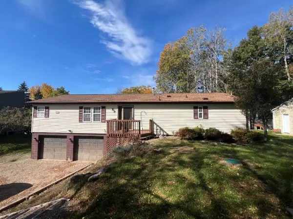 1248 Queensway Drive, Lake Isabella, MI 48893
