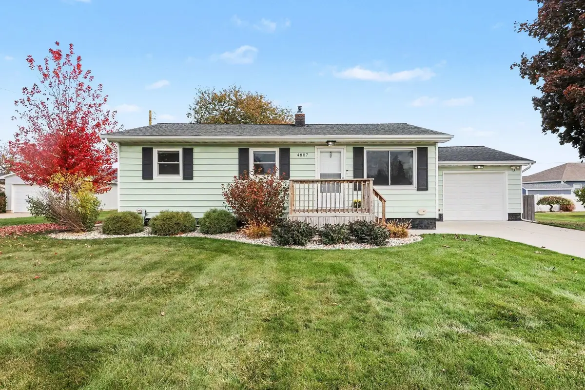 4807 Bonnie Drive, Bay City, MI 48706 - #1