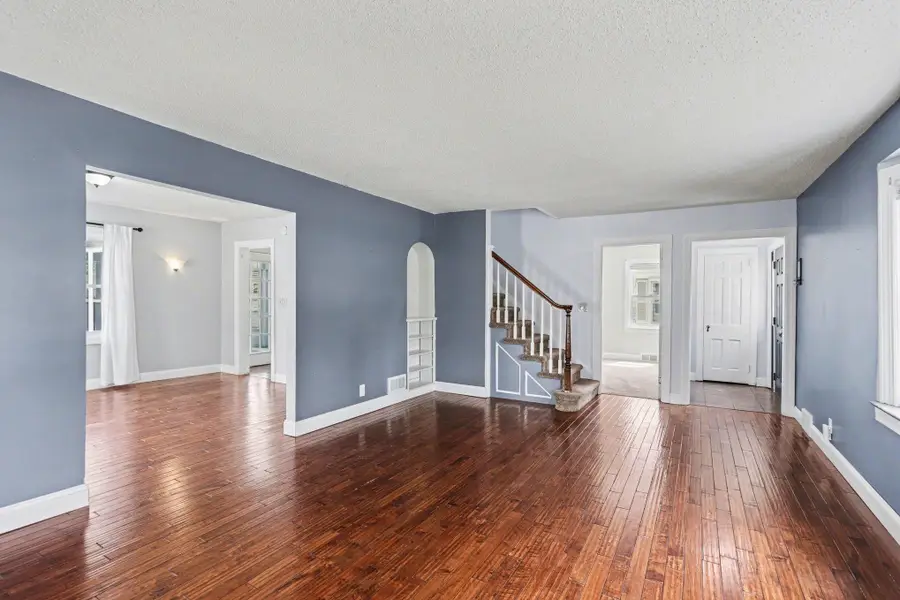 310 Green Avenue, Bay City, MI 48708 - #3