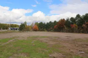 901 W Easterday Ave, Sault Ste Marie, MI 49783 - Image #3