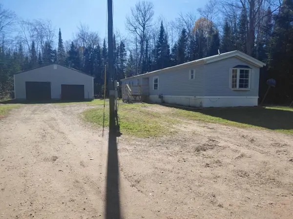 9729 W 6 Mile Rd, Brimley/Bay Mills, MI 49715