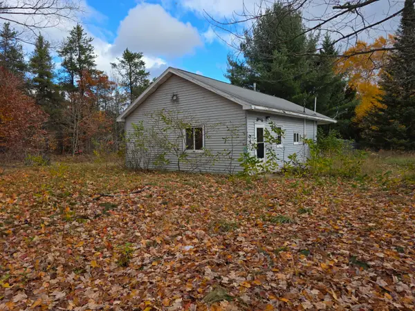 4825 S Ranger Rd, Brimley/Bay Mills, MI 49715