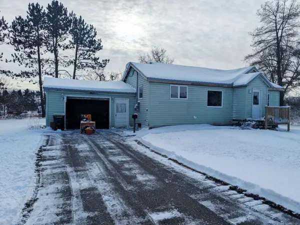 512/516 E Avenue C, Newberry, MI 49868