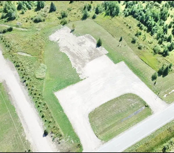 7585 S Shunk Rd, Sault Ste Marie, MI 49783