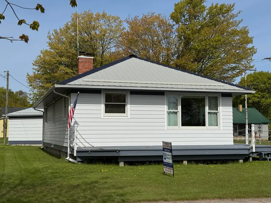 21767 Brazel St, Grand Marais, MI 49839 - Image #3