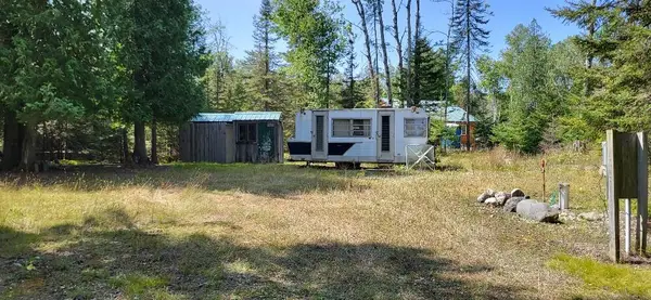 1393 Florence Ave, Bois Blanc, MI 49775