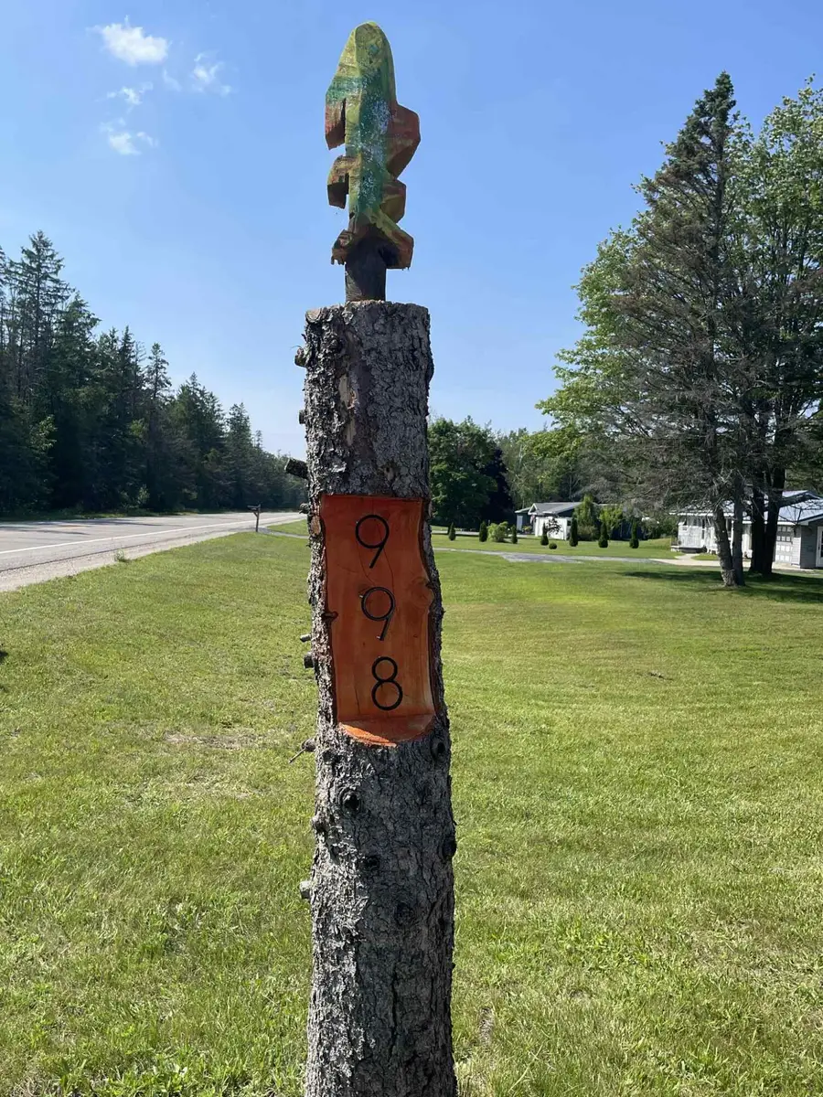 998 W Us-23 Hwy, Cheboygan, MI 49721 - #2