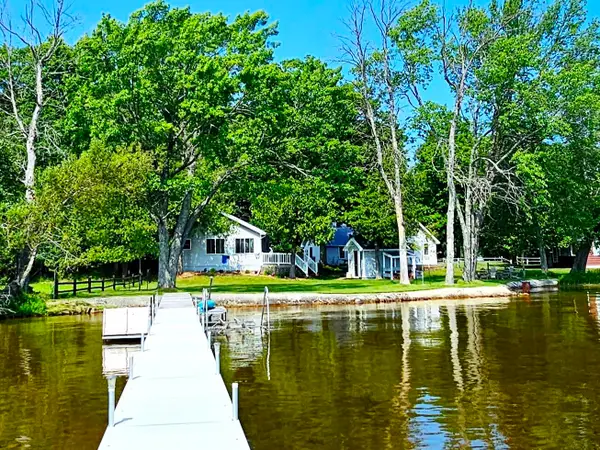 W17553 & 7 E Sprang Rd, Curtis, MI 49820