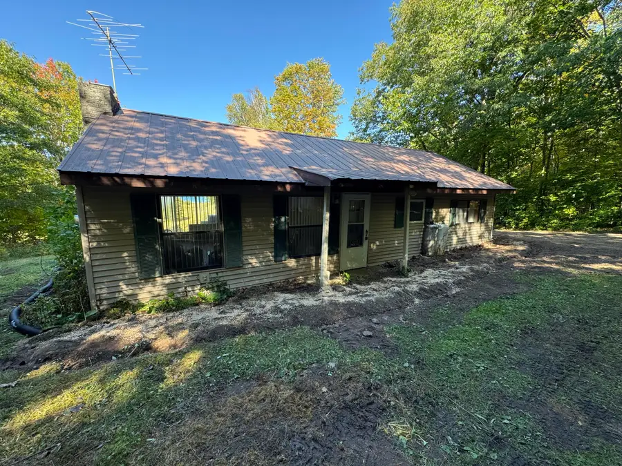 9151 E Northshore Dr, Sugar Island, MI 49783 - #2
