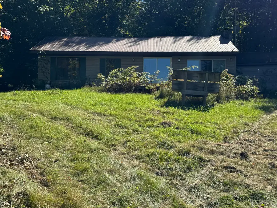 9151 E Northshore Dr, Sugar Island, MI 49783 - #3