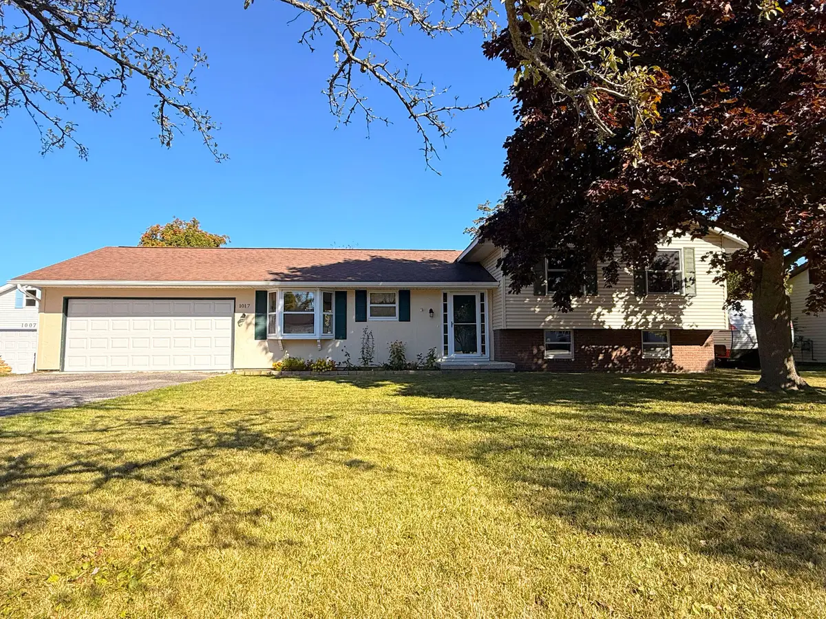 1017 S State St, Saint Ignace, MI 49781 - #1
