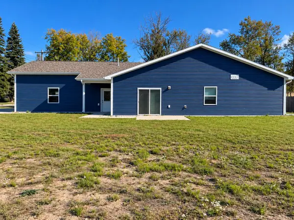 908 E Spruce St, Sault Ste Marie, MI 49783