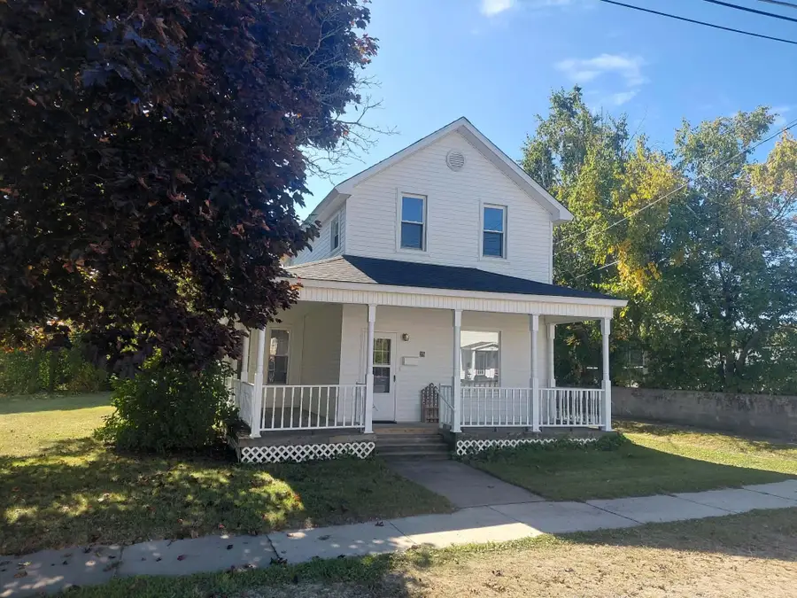 38 E Truckey St, Saint Ignace, MI 49781 - #3
