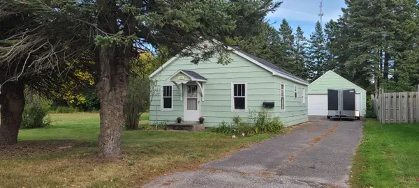 1401 Seymour St, Sault Ste Marie, MI 49783