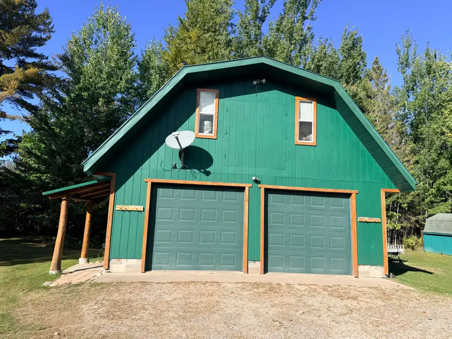 7332 S Ridge Rd, Sault Sainte Marie, MI 49783 - #3