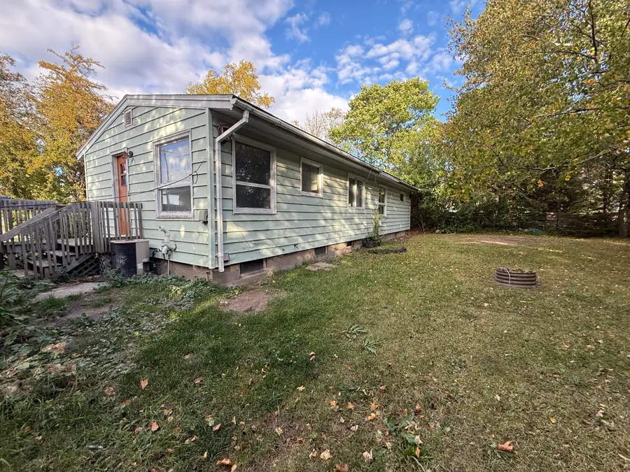 651 Dillon St, Sault Ste Marie, MI 49783 - #2